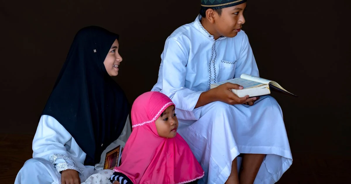 Cara Menerapkan Nilai Al Quran dalam Kehidupan Mahasiswa Sehari-hari