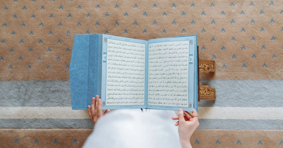 Panduan Lengkap Cara Membaca Kitab Tafsir dengan Sistematis